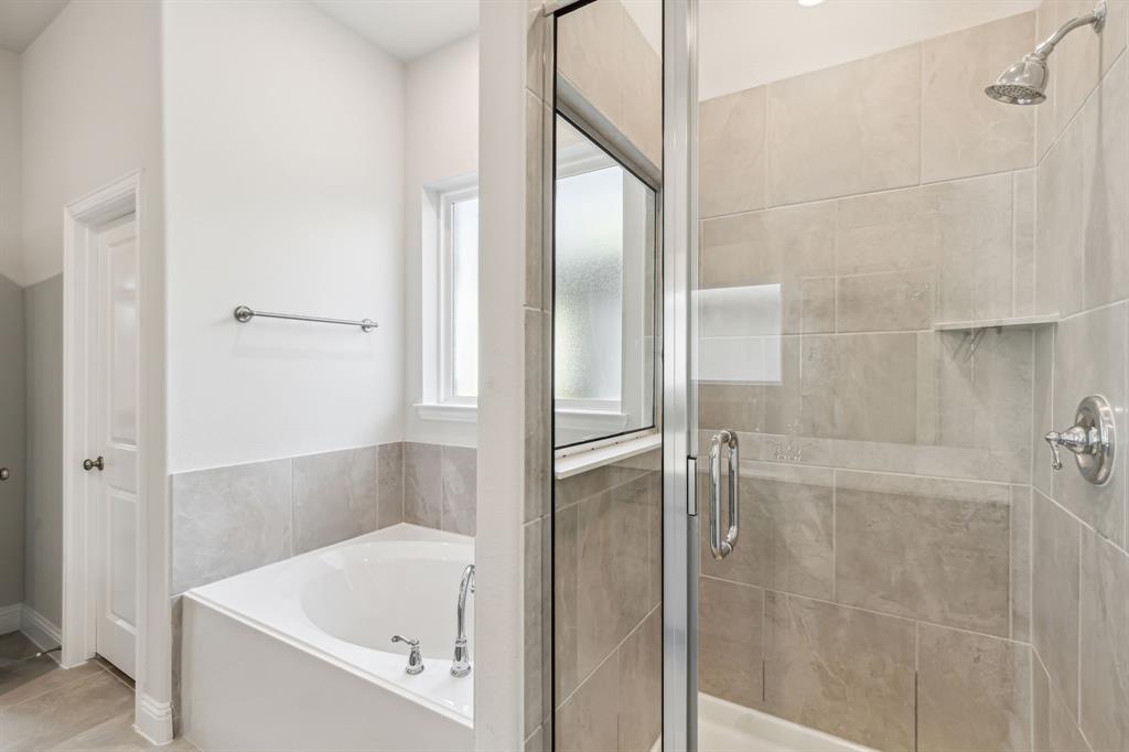 609 Amenduni Lane Property Photo 12