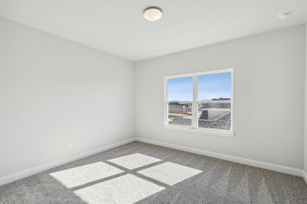 609 Amenduni Lane Property Photo 19