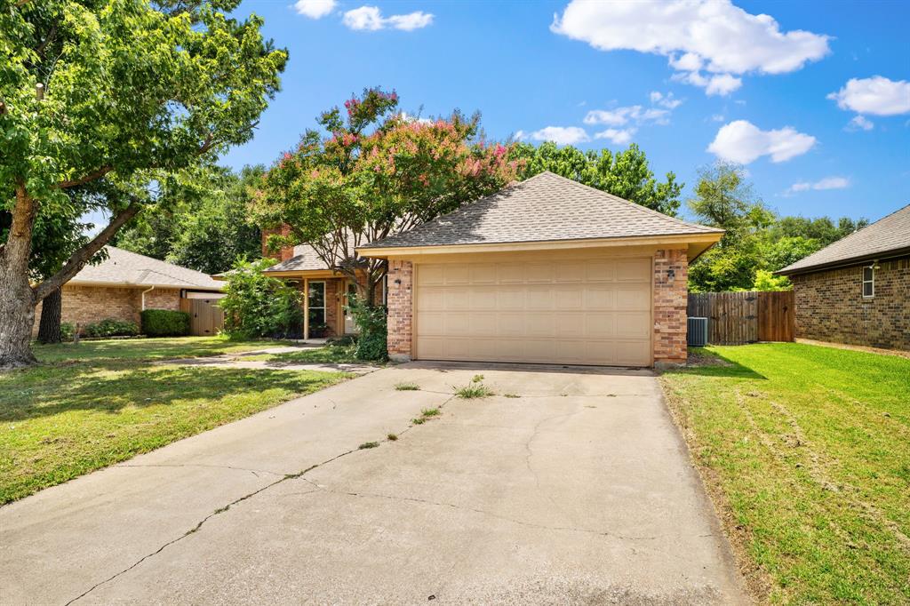 8 Cimarron Drive Property Photo 2