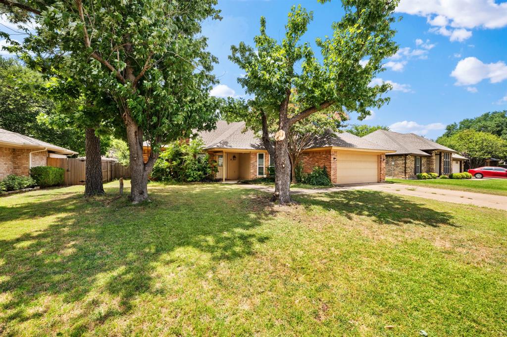 8 Cimarron Drive Property Photo 3