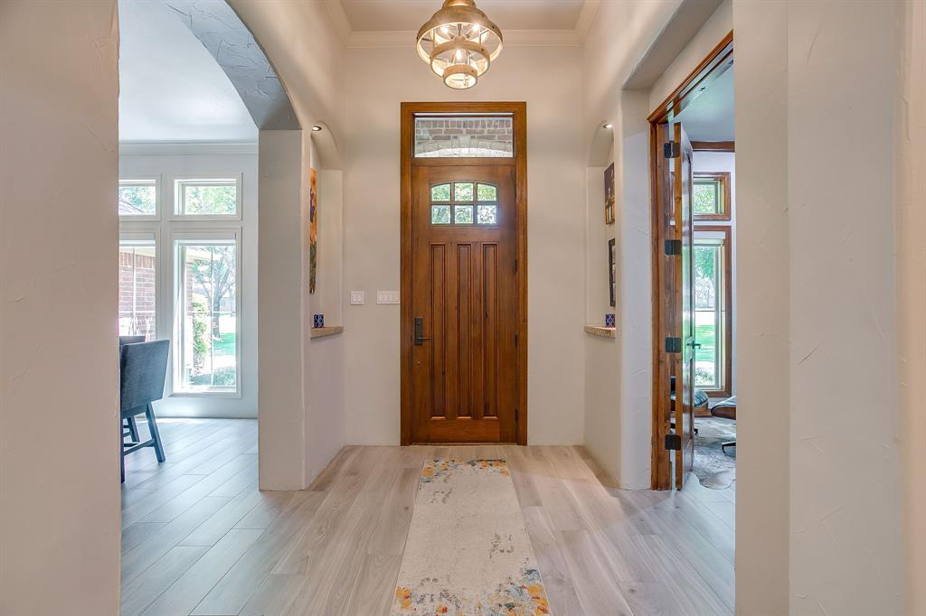 7406 Hampton Drive Property Photo 10