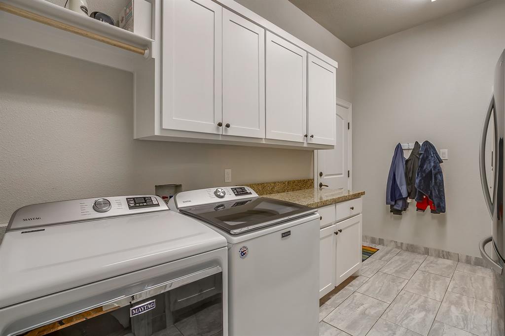 7406 Hampton Drive Property Photo 34