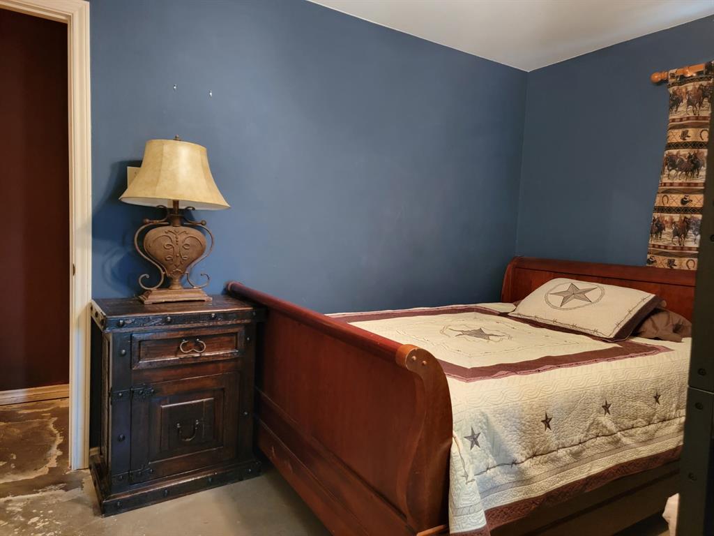 7154 E Fm 922 Property Photo 12