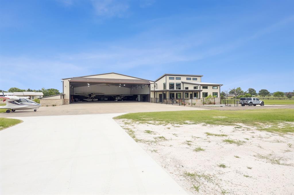 836 Vz County Road Property Photo 5