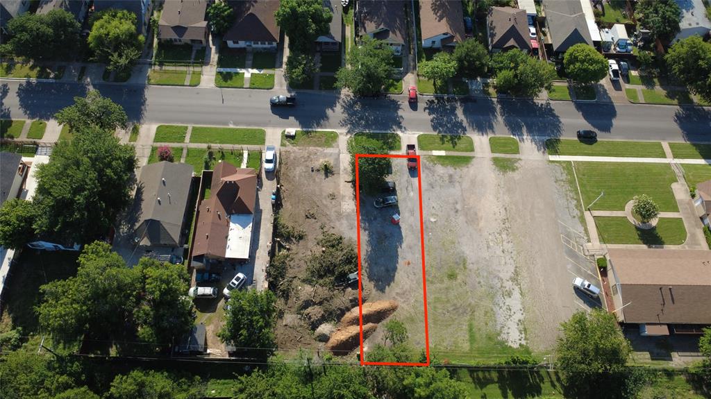 2213 Clinton Avenue Property Photo 8