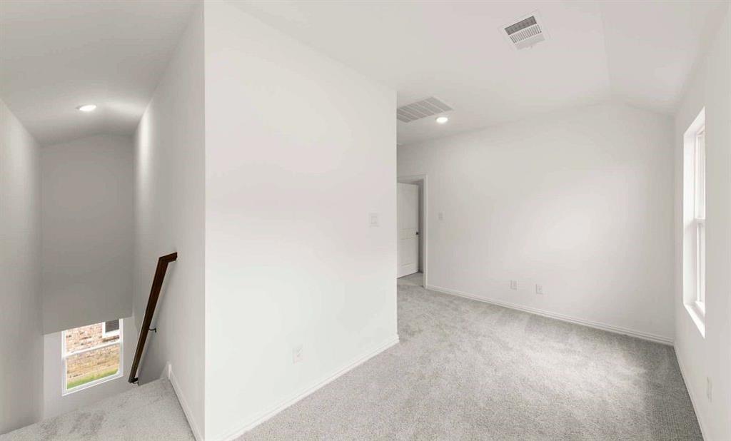 3647 Castle Drive Property Photo 12