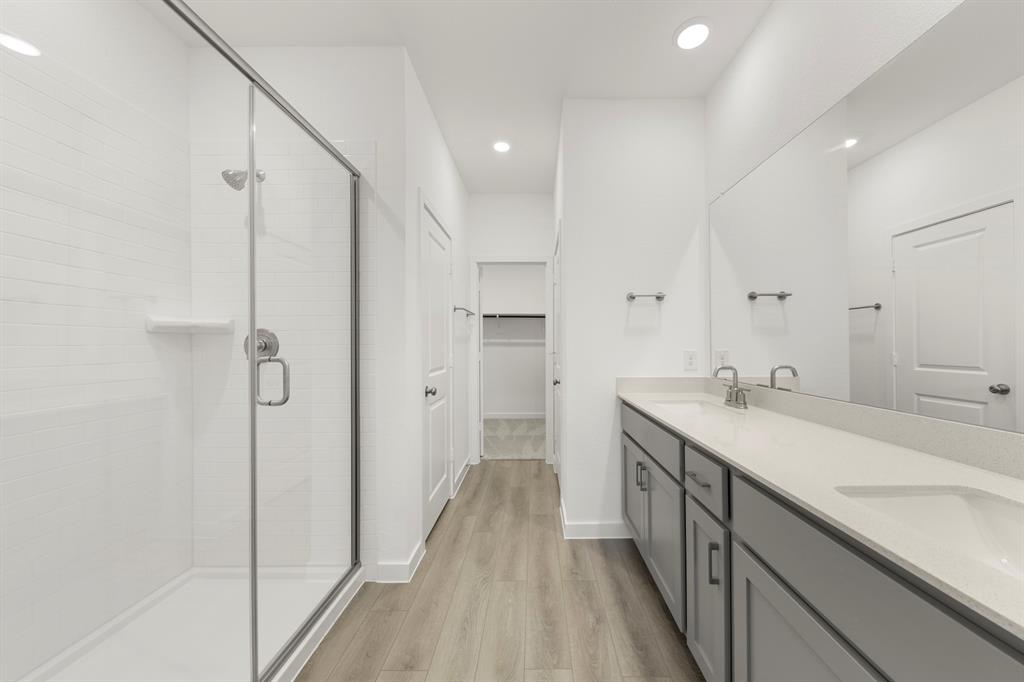 3647 Castle Drive Property Photo 15
