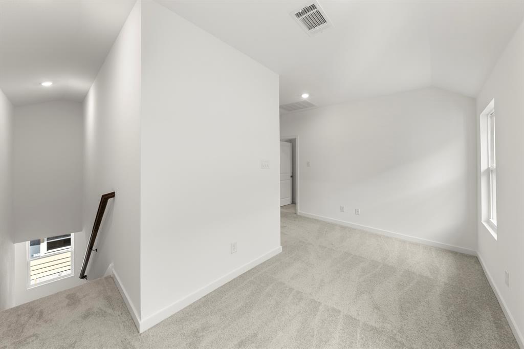 3647 Castle Drive Property Photo 21