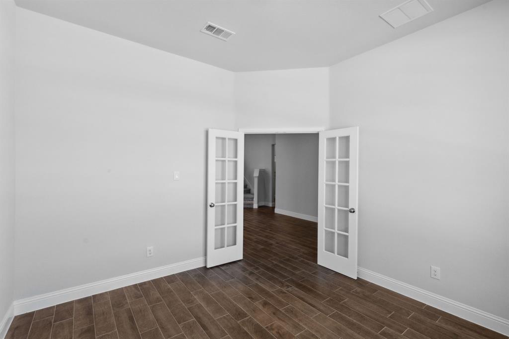 513 Tartane Drive Property Photo 12