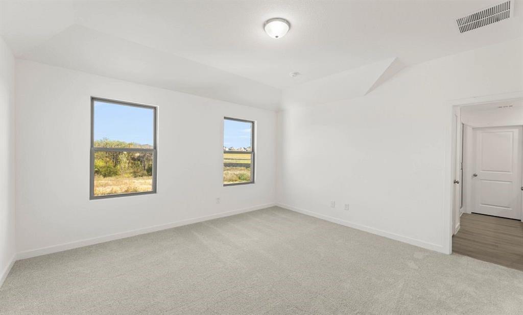 3651 Castle Drive Property Photo 10