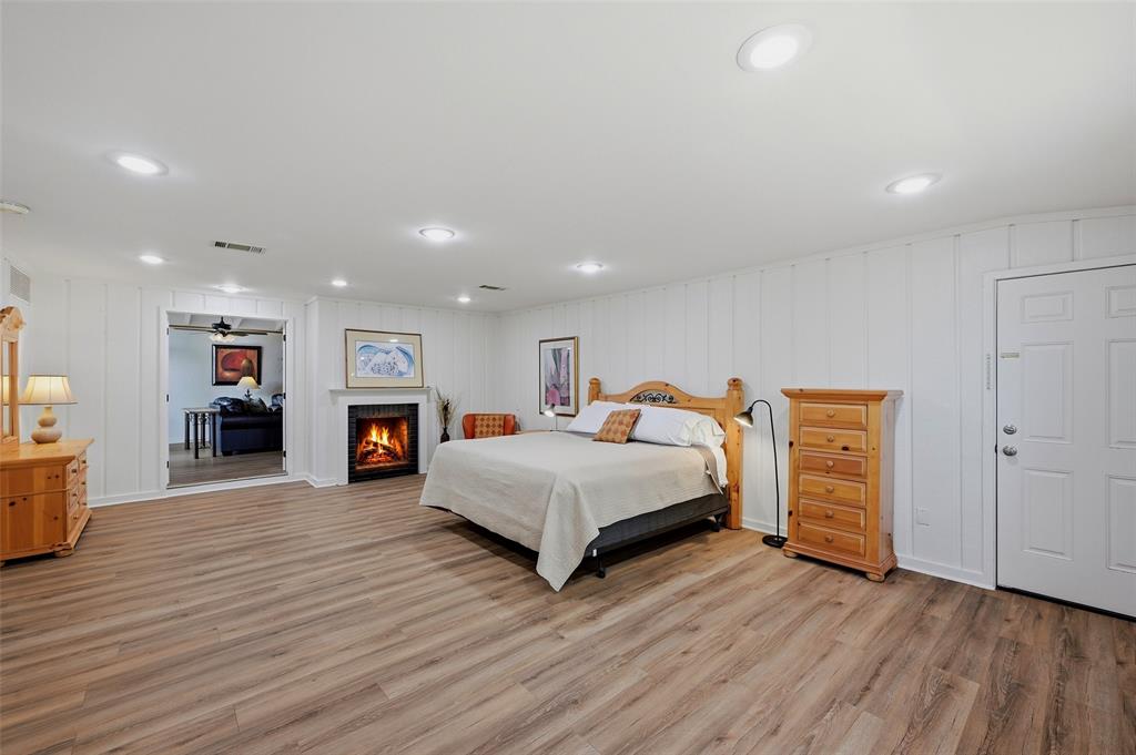 513 W Easy Street Property Photo 12