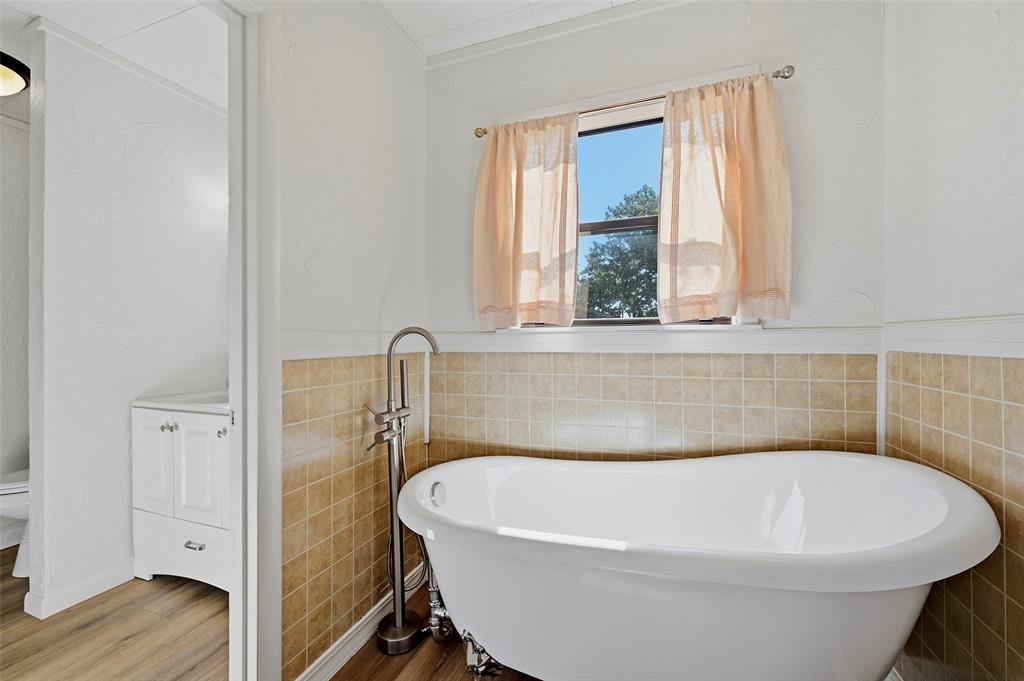 513 W Easy Street Property Photo 15