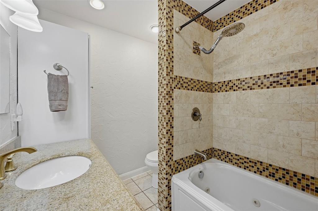 513 W Easy Street Property Photo 23