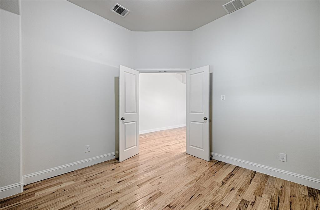 1124 Hot Springs Way Property Photo 7