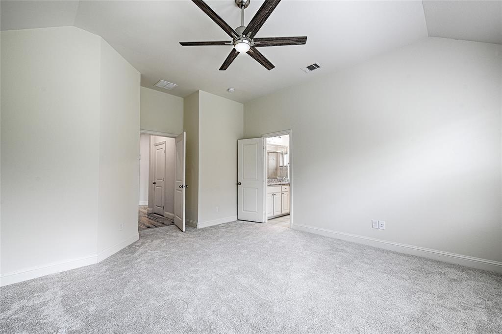 1124 Hot Springs Way Property Photo 19