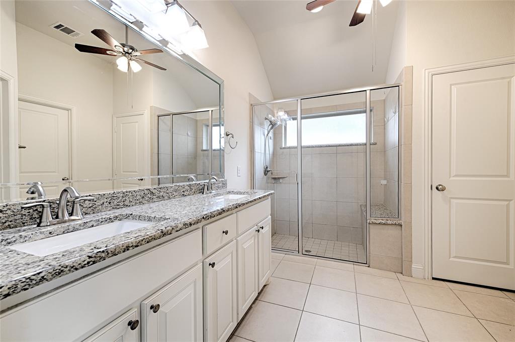1124 Hot Springs Way Property Photo 20