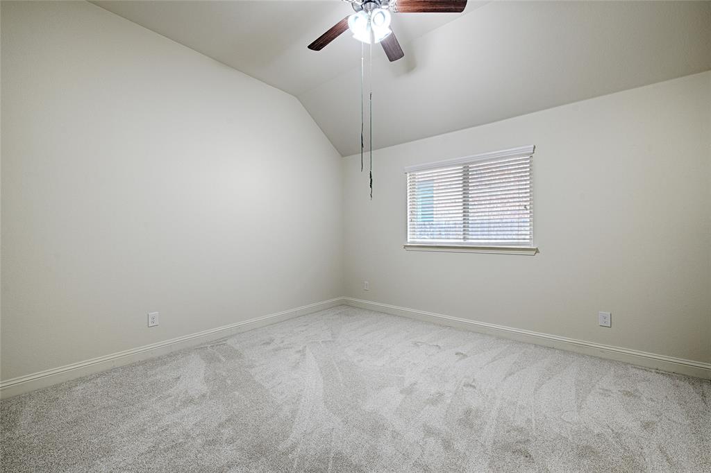 1124 Hot Springs Way Property Photo 22