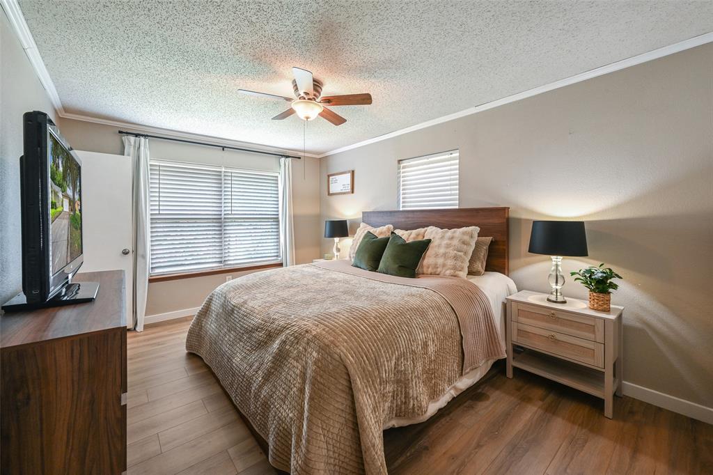 4421 Tiptop Street Property Photo 14