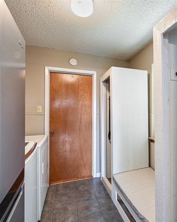 4421 Tiptop Street Property Photo 20