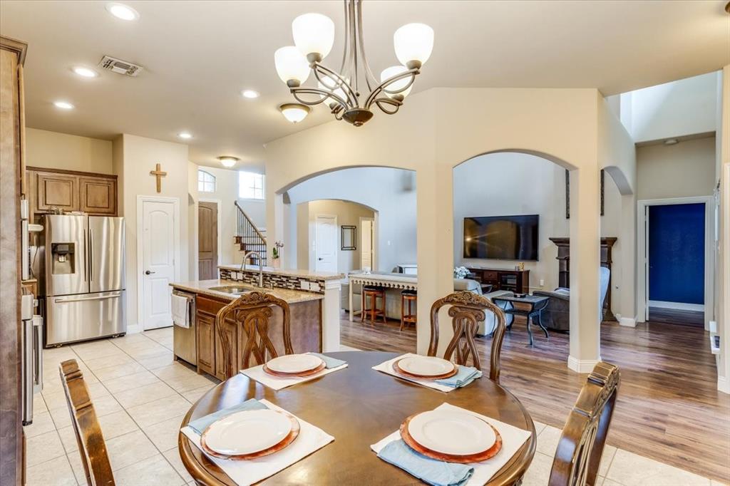 3608 Bright Star Way Property Photo 6