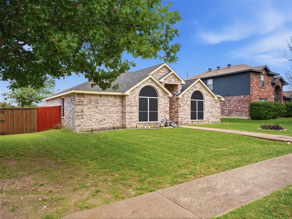 1531 Rebecca Lane Property Photo 1