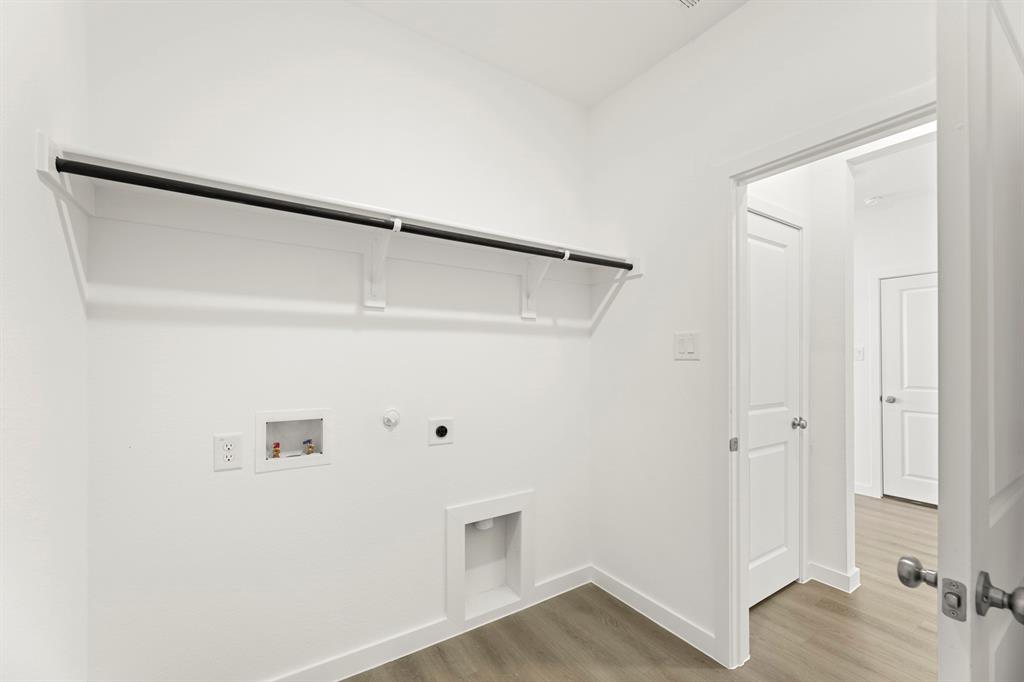 3638 Saffron Drive Property Photo 6