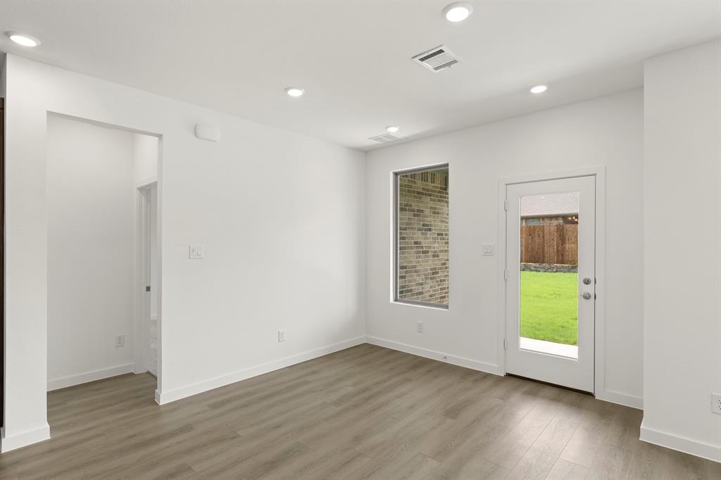 3638 Saffron Drive Property Photo 10