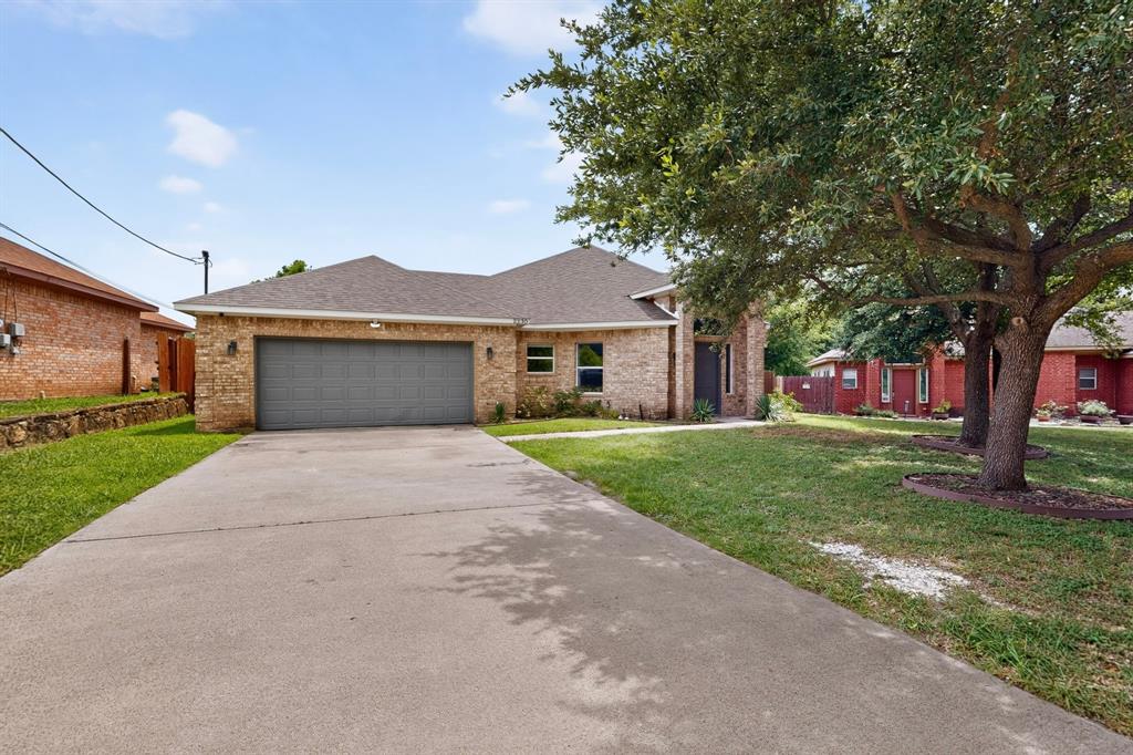 2230 Larry Drive Property Photo 1