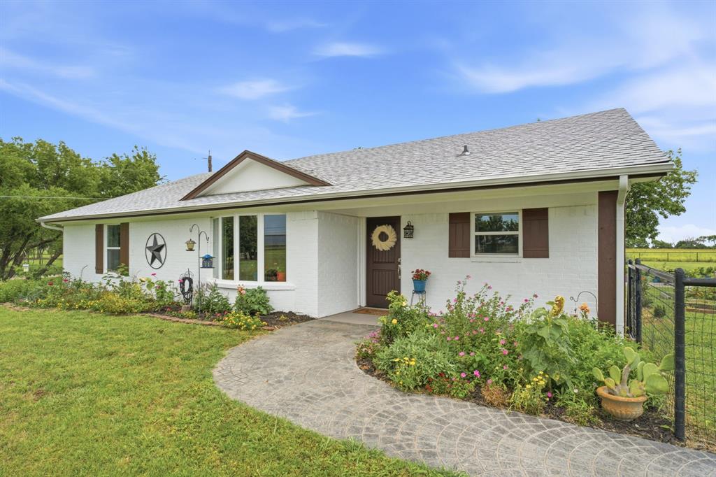 698 Hackberry Road