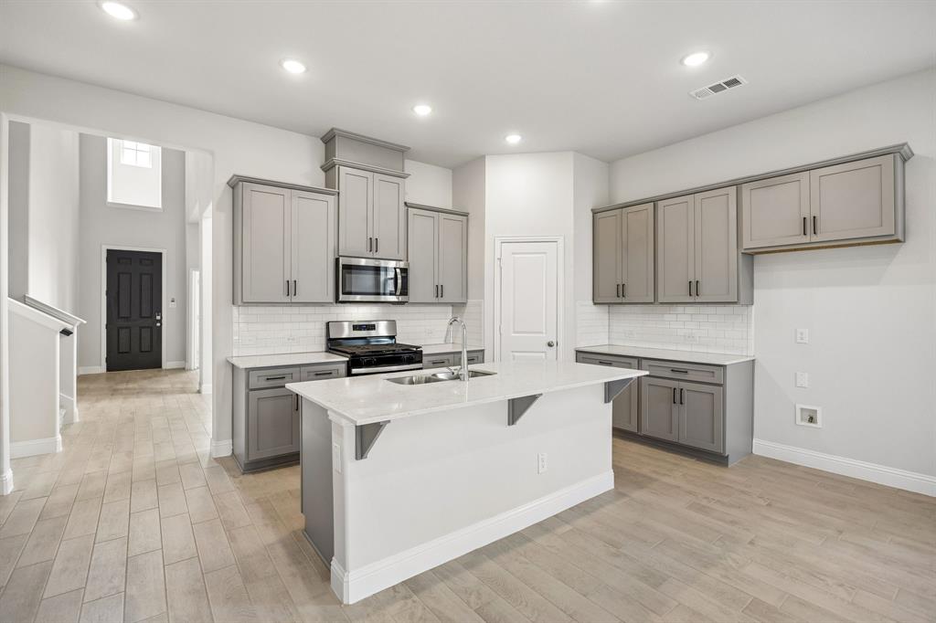 508 Portina Drive Property Photo 4