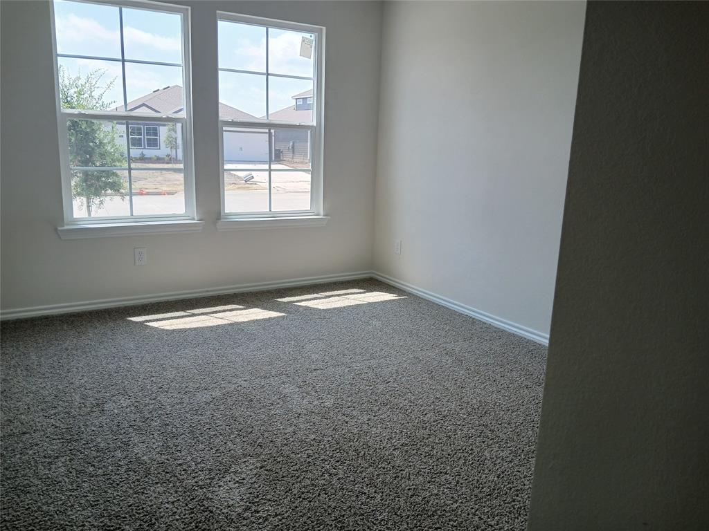 240 Whispering Pine Drive Property Photo 10