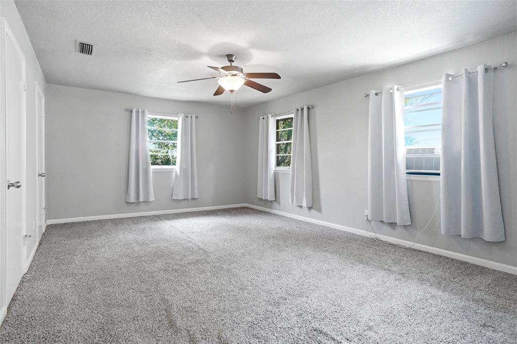 5920 Diamond Oaks Drive Property Photo 31