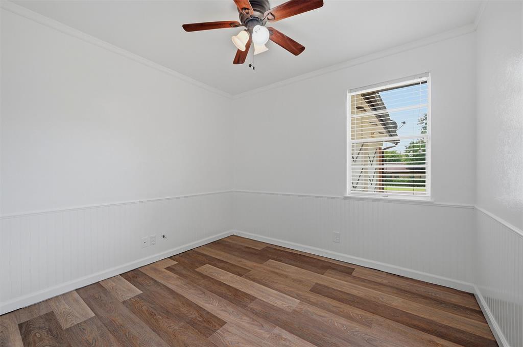 143 N Imperial Drive Property Photo 13