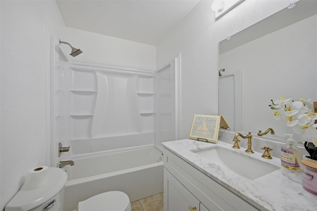 143 N Imperial Drive Property Photo 15
