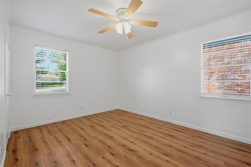 143 N Imperial Drive Property Photo 18