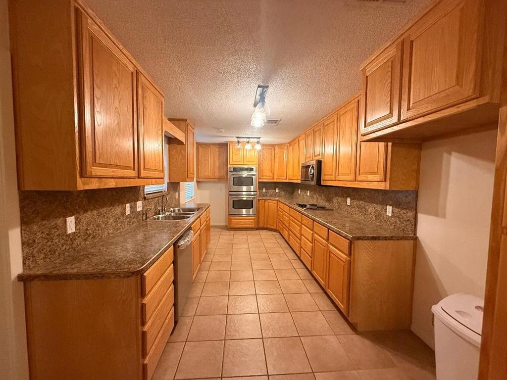 2900 Se 6th Street Property Photo 5
