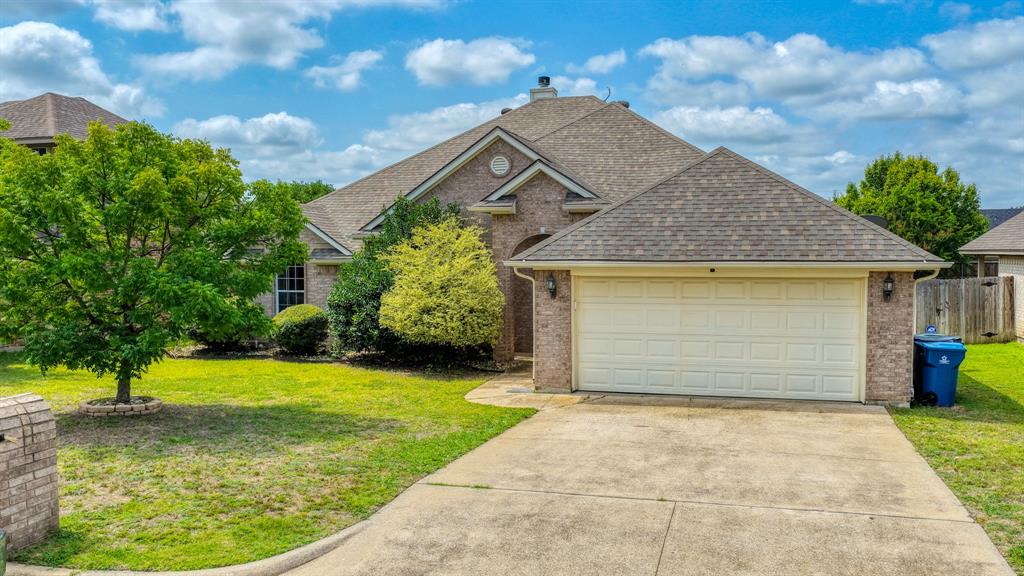 116 Clyde Drive Property Photo 1