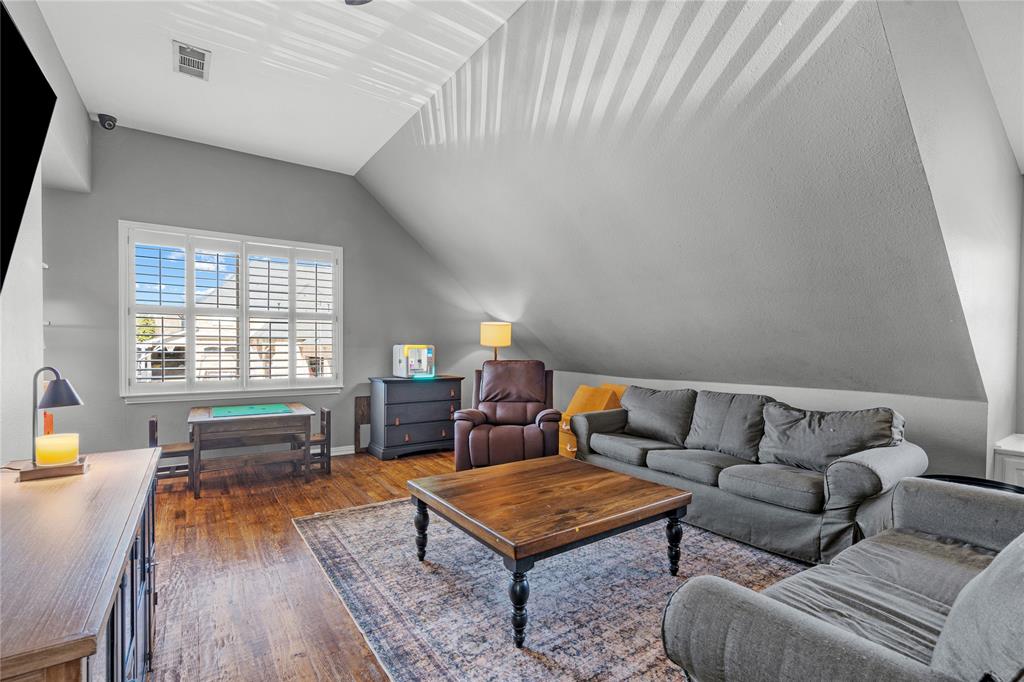 8229 Steeplechase Circle Property Photo 12