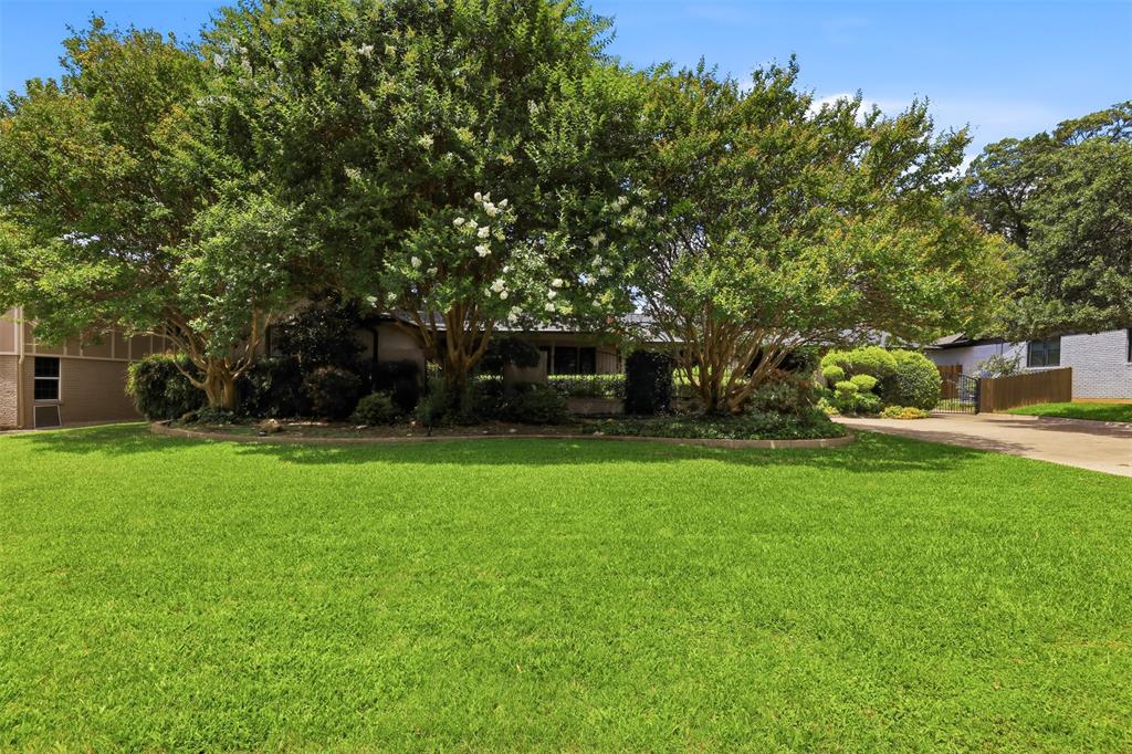 4004 Angus Drive Property Photo 2