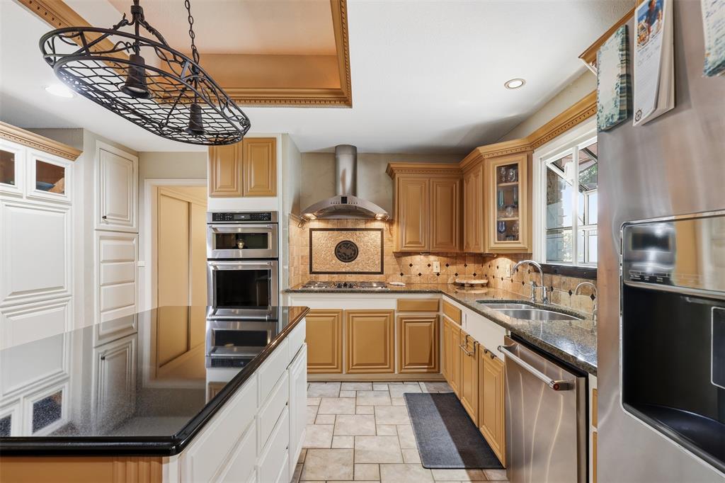 4004 Angus Drive Property Photo 11