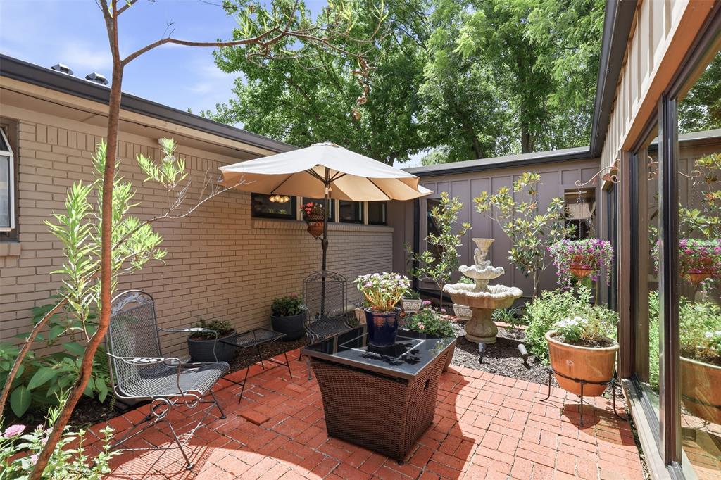 4004 Angus Drive Property Photo 17
