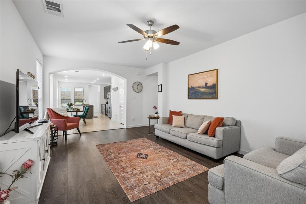 1116 Friesian Lane Property Photo 4