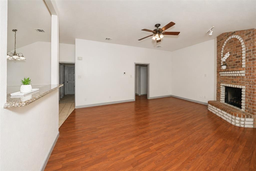501 Brookfield Drive Property Photo 11