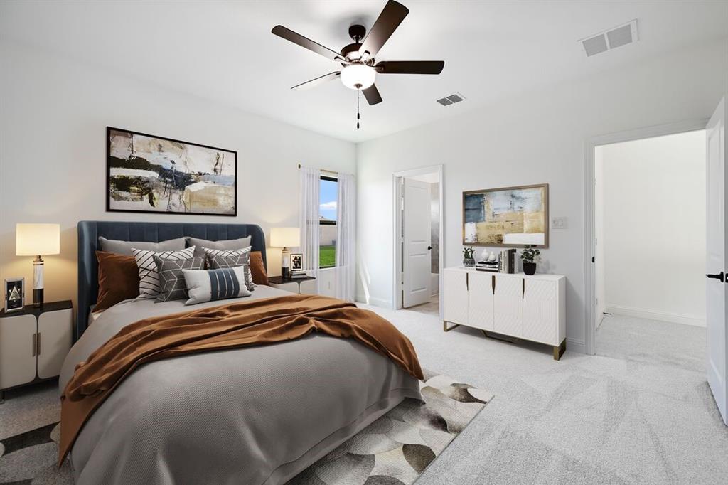 2412 Cottonwood Manor Property Photo 4