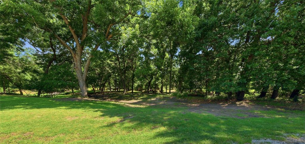 120 Lariat Court Property Photo 8