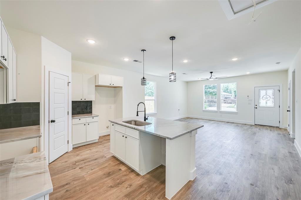2701 Marburg Property Photo 4