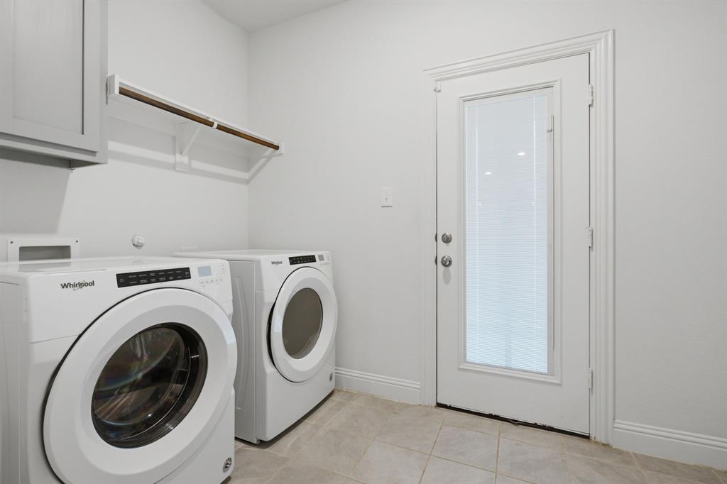 6012 Wildflower Way Property Photo 10