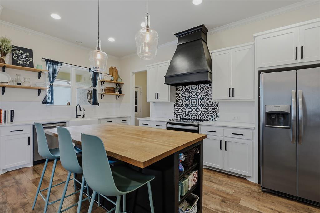 400 Stone Mountain Court Property Photo 13