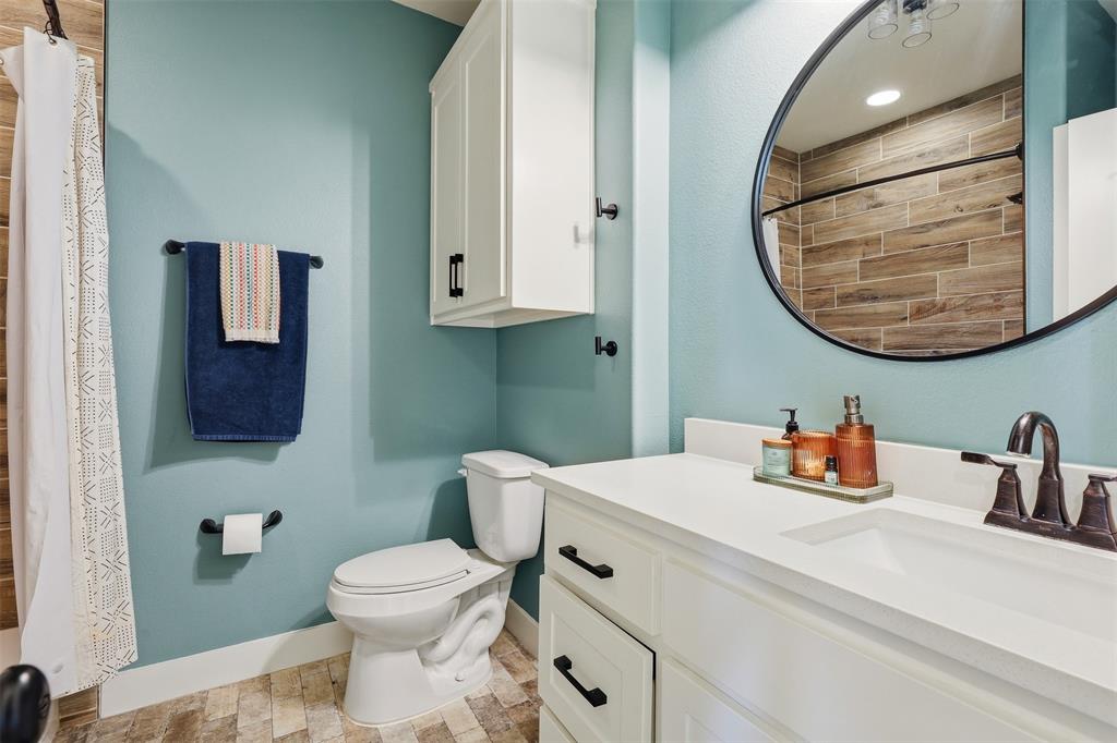 400 Stone Mountain Court Property Photo 15