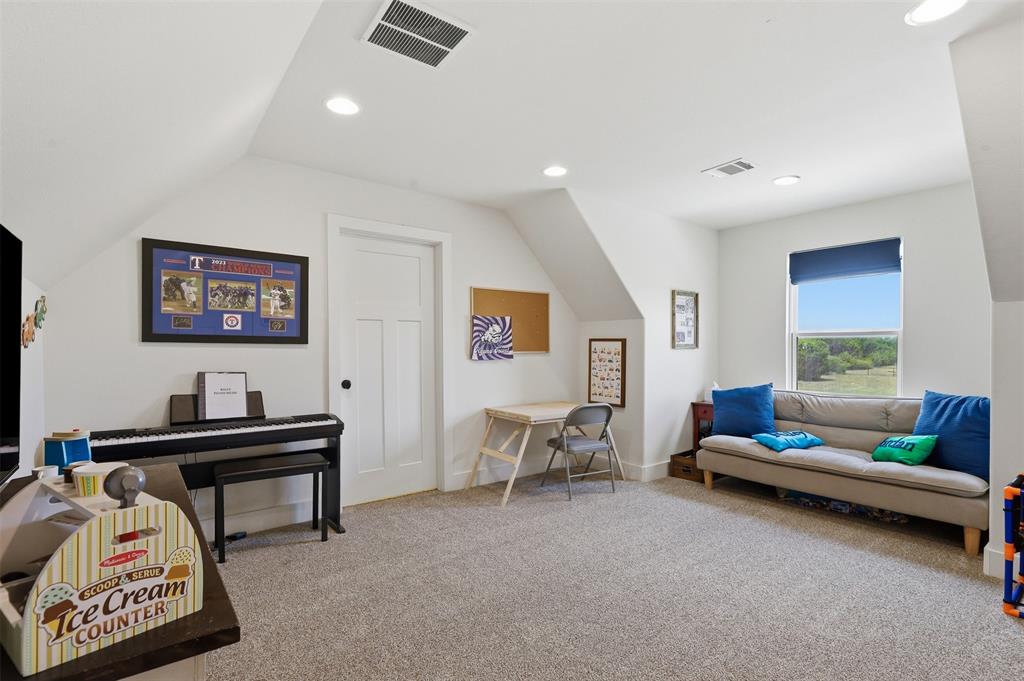 400 Stone Mountain Court Property Photo 26